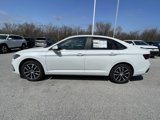 New 2025 Volkswagen Jetta SE image 4