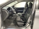 Used 2019 Nissan Rogue SV image 2