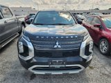 Used 2022 Mitsubishi Outlander SE image 2