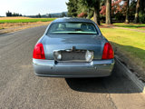 Used 2004 Lincoln Town Car Signature image 4