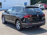 Used 2018 Volkswagen Tiguan SEL Premium image 3