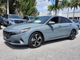 Used 2023 Hyundai Elantra Limited image 3