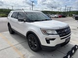 Used 2018 Ford Explorer XLT w/ Equipment Group 202A image 2