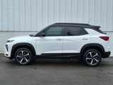 Used 2021 Chevrolet TrailBlazer RS w/ Technology Package image 2