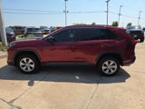 Used 2021 Toyota RAV4 LE image 4