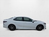 Used 2021 Toyota Camry SE image 4