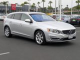 Used 2017 Volvo V60 T5 Premier w/ Convenience Package image 3