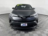 Used 2018 Toyota C-HR XLE image 3