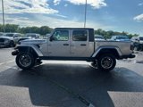 Used 2020 Jeep Gladiator Overland image 5