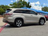 Used 2015 Toyota Highlander Limited image 4