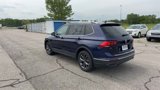 Used 2023 Volkswagen Tiguan SE w/ Panoramic Sunroof Package image 6