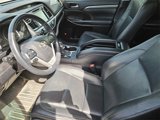 Used 2018 Toyota Highlander Limited image 3