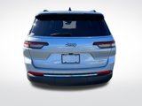 Used 2023 Jeep Grand Cherokee L Laredo image 4