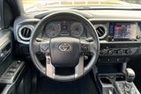Used 2016 Toyota Tacoma TRD Off-Road image 5