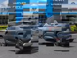 New 2025 Chevrolet Equinox LT image 3