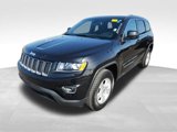 Used 2016 Jeep Grand Cherokee Laredo w/ Quick Order Package 23E image 2