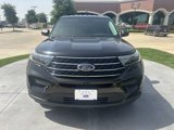 Used 2020 Ford Explorer XLT image 2