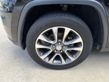 Used 2018 Jeep Grand Cherokee Limited w/ Luxury Group II image 4