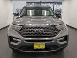 Used 2022 Ford Explorer XLT w/ Equipment Group 202A image 2