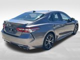 Used 2019 Toyota Camry L image 4
