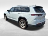 Used 2023 Jeep Grand Cherokee L Laredo image 3