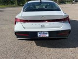 Used 2025 Hyundai Elantra SEL image 5