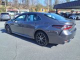 Used 2022 Toyota Camry SE image 4
