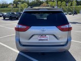 Used 2017 Toyota Sienna LE image 4