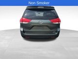 Used 2014 Toyota Sienna LE image 4