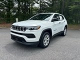 Used 2024 Jeep Compass Sport image 2