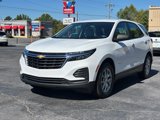 Used 2022 Chevrolet Equinox LS image 2