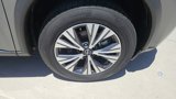 Used 2023 Nissan Rogue SV image 2