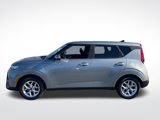 Used 2022 Kia Soul LX w/ Technology Package image 2