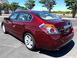 Used 2010 Nissan Altima 3.5 SR image 3