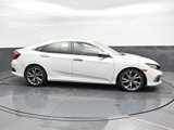 Used 2019 Honda Civic Touring image 3
