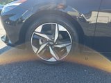 Used 2023 Hyundai Elantra Limited image 4