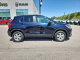 Used 2022 Chevrolet Trax LT w/ LT Convenience Package image 4