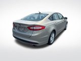 Used 2015 Ford Fusion SE image 5