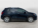 Used 2019 Chevrolet Trax LT w/ LT Convenience Package image 6