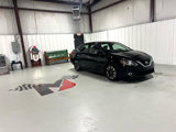 Used 2019 Nissan Sentra SR image 2