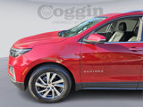Used 2022 Chevrolet Equinox Premier image 2