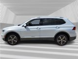 Used 2018 Volkswagen Tiguan SEL image 3