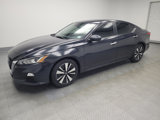 Used 2022 Nissan Altima 2.5 SV image 2