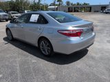 Used 2017 Toyota Camry SE image 5