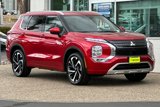 New 2025 Mitsubishi Outlander SEL image 2