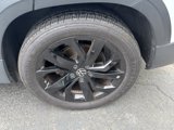 Used 2022 Volkswagen Taos SE image 3
