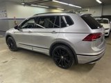 Used 2020 Volkswagen Tiguan SE R-Line image 5