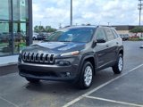 Used 2015 Jeep Cherokee Latitude w/ Comfort/Convenience Group image 2