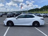Used 2022 Toyota Camry SE image 2