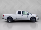 Used 2005 Nissan Titan SE image 3